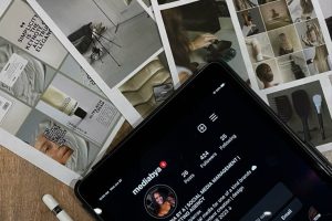 MEDIA BY A _ SOCIAL MEDIA MANAGEMENT